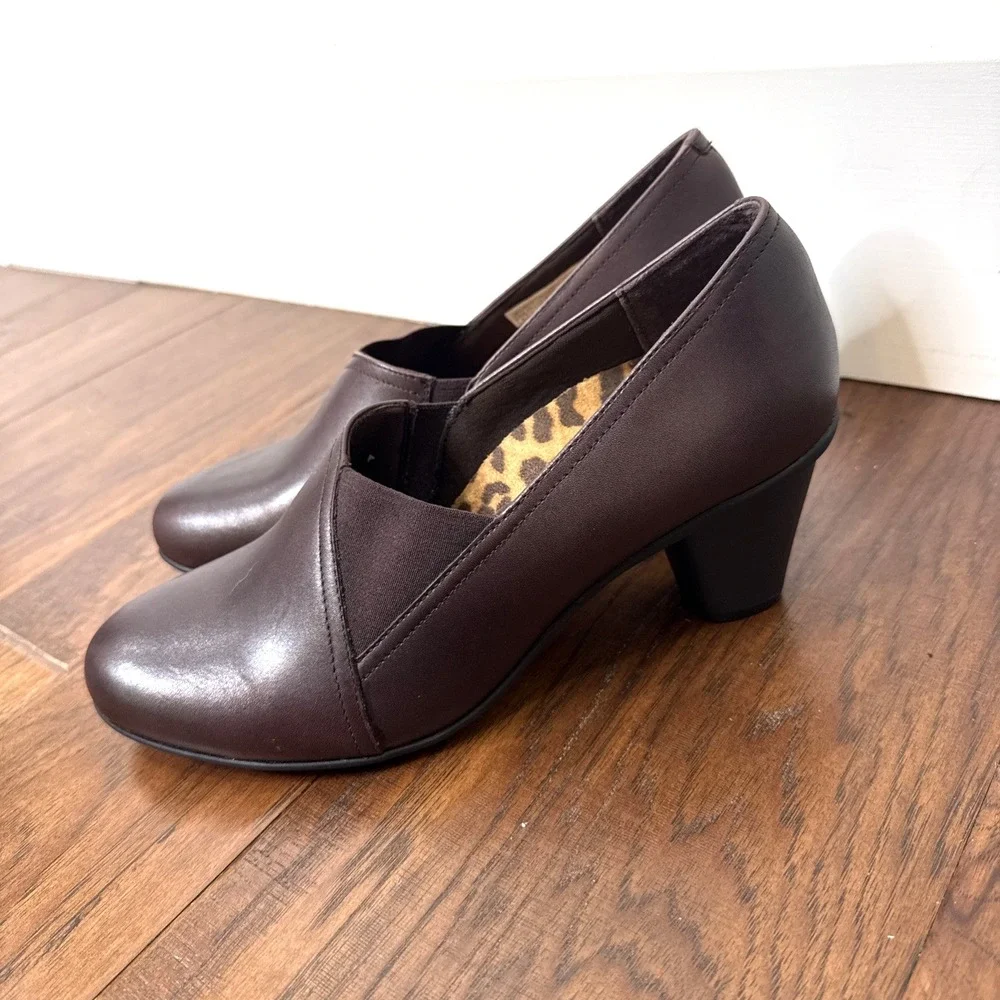Vionic Leather Sumner Pump Heels Orthaheel Comfort Brown Office Career Women's 9